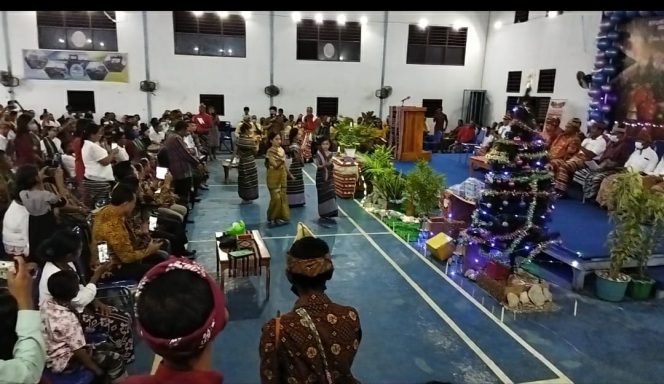 
					Paguyuban ATM Rote Ndao Rayakan Natal Bersama Ala Dawan