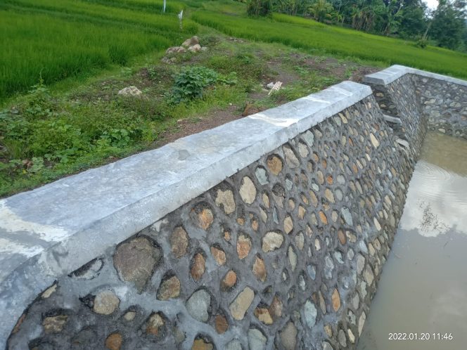 
					Diduga Embung ” Siluman “, Warga Desa Mareje Minta Penjelasan Dinas Pertanian