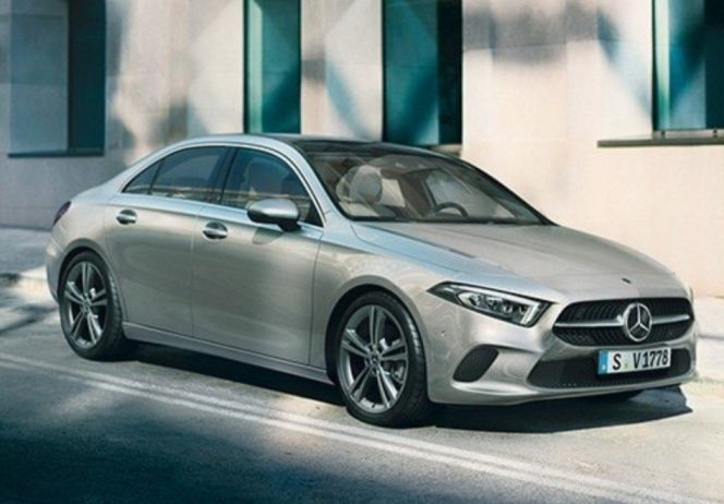 
					Mercedes-Benz Kembali Pertahankan Posisi Teratas di Segmen Kendaraan Penumpang Luxury di Indonesia