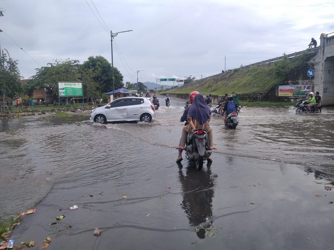 
					BPJN NTB Masih Menunggu Persetujuan Untuk Perbaikan Saluran