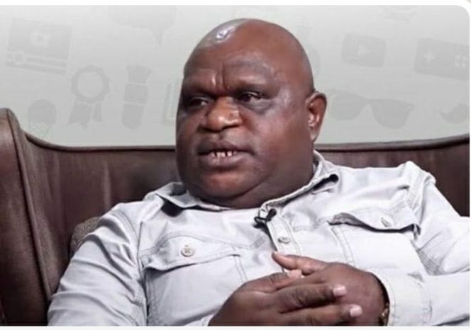 
					Catatan Natalius Pigai Tentang Polisi Dari 1945 s/d 2022