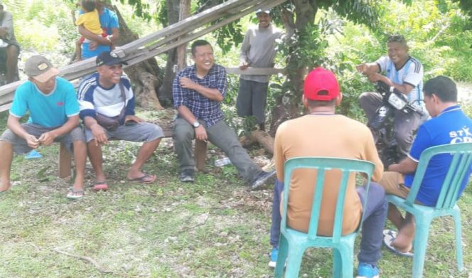 
					Dandim 1627 Rotendao Kunjungi Mata Air di Desa Kolobolon