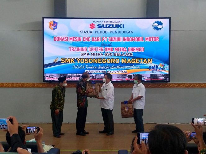 
					Suzuki Donasikan Mesin Industri Pada Sekolah Kejuruan