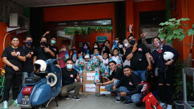 
					GS Astra, KYB, dan Pirelli Gelar Ramadan Riding & Charity