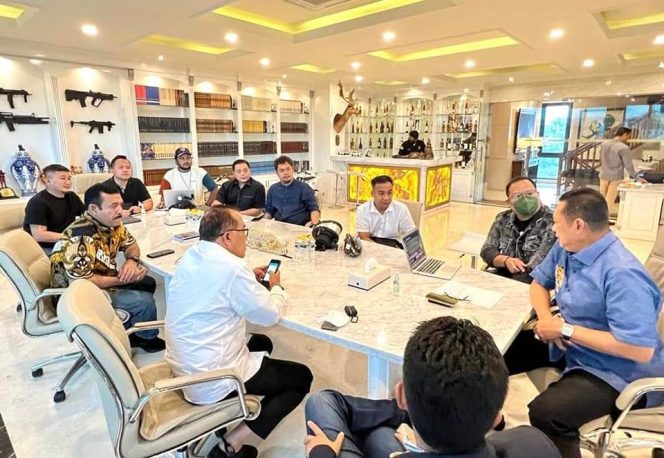 
					Bamsoet Siap Gelar Lomba Mobil Modifikasi “IMX Black Stone LiveMods 2022”