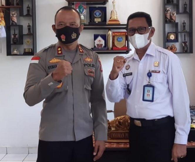 
					Kalapas Kelas III Baa Kunjungi Polres Rote Ndao