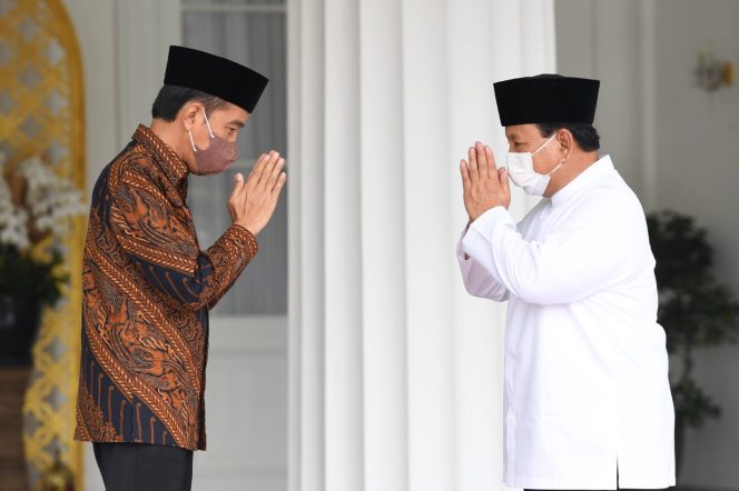 
					Menhan Prabowo Silaturahmi Idul Fitri Temui Presiden Jokowi