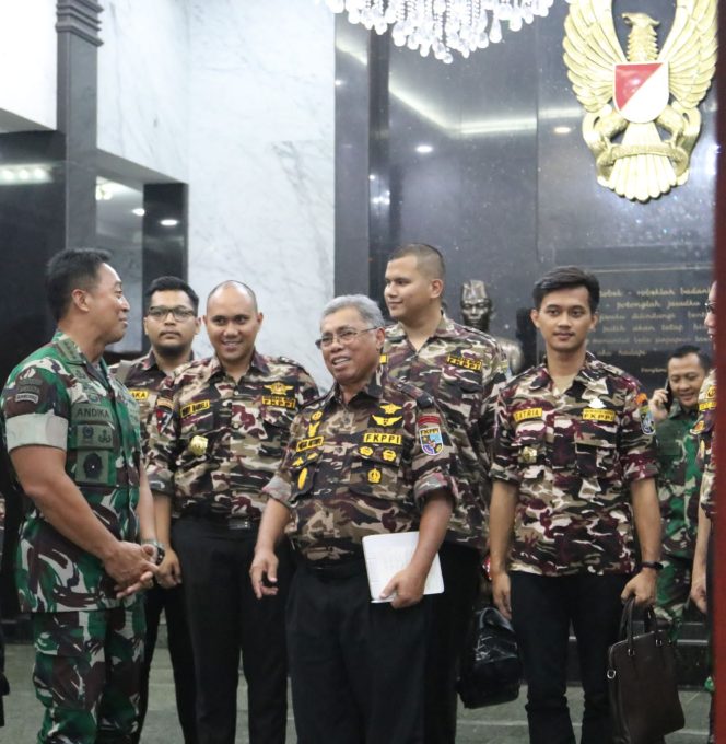 
					Ketua PD XIII GM FKPPI Jawa Timur Kecam Aksi Penganiyayaan Oleh Oknum KNPI