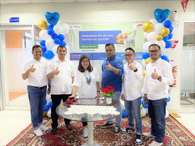
					Komitmen Dukung Usaha Pembiayaan yang Ramah Lingkungan FIFGROUP Pasang Solar Panel Total 86,4 kilowatt-peak (KWP)
