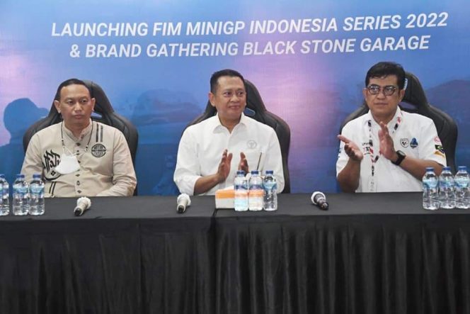 
					Ketum IMI Bamsoet Lakukan Kick Off FIM MiniGP Indonesia Series 2022