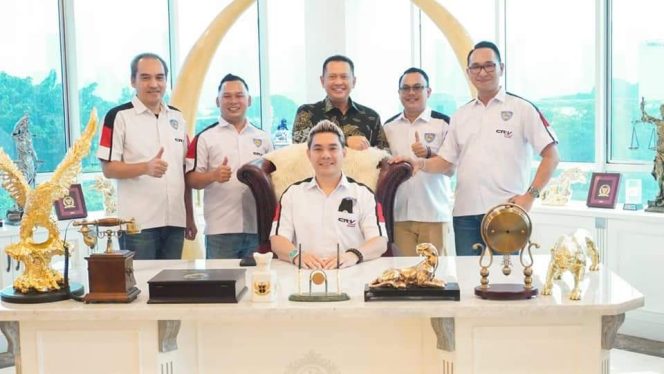 
					Ketum IMI Bamsoet Ajak Komunitas Otomotif Rekatkan Solidaritas Kebangsaan