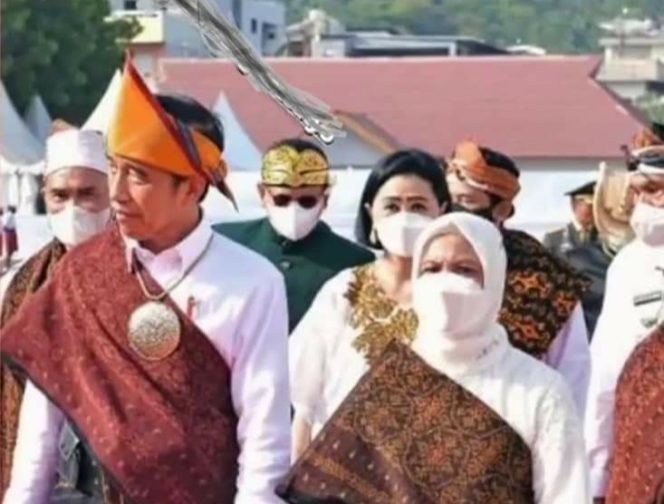 
					Bersama Presiden Jokowi di Ende, Waketum Partai Golkar Bamsoet Ajak Seluruh Elemen Bangsa Terapkan Nilai Luhur Pancasila