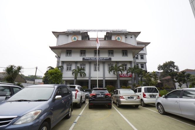 
					RSGM FKG Universitas Moestopo / Foto: Dok UPDM (B)