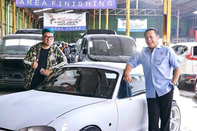 
					Bamsoet Sambangi Bengkel Lido Jaya Motor Tinjau Mobil Modifikasi Blackstone Live Modz 2022 Milik Uya Kuya