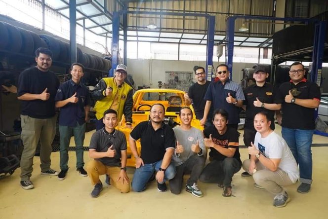 
					Ketua IMI Bamsoet Tinjau Mobil Modifikasi Blackstone Live Modz 2022 Milik Andre Taulany