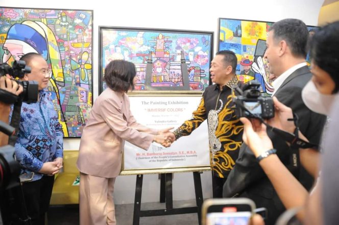 
					Ketua MPR RI Bamsoet Buka Pameran Lukisan ‘Immersive Colors’