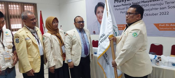 
					Prof. Dr. Andriansyah Terpilih Jadi Nakhoda Ikatan Pekerja Sosial Masyarakat