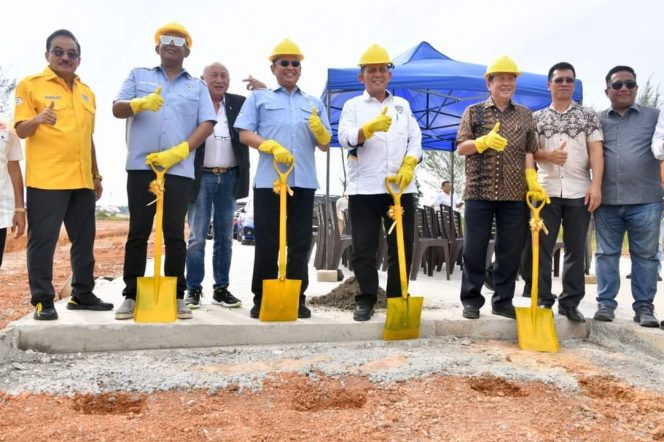 
					Ketua Umum IMI Bamsoet Lakukan Ground Breaking Pembangunan Sirkuit Balap Blackstone Bengkong Golden City di Batam
