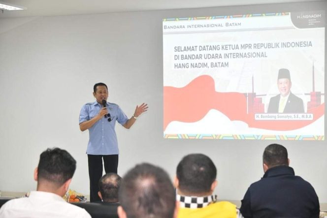 
					Ketua MPR RI Bamsoet Dukung Bandara Internasional Hang Nadim Batam Menjadi Hub Kargo Internasional