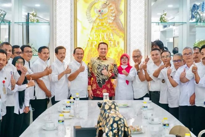 
					Ketua MPR RI Bamsoet Dukung Perpanjangan Masa Jabatan Kepala Desa