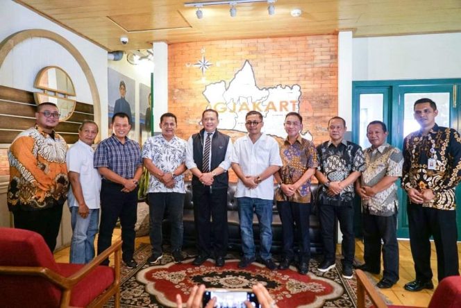 
					Bamsoet Dukung Pembangunan Sirkuit Balap serta Museum Otomotif dan Transportasi di Yogyakarta