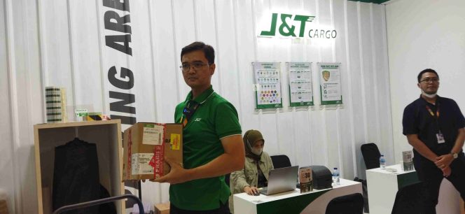
					Mudahkan Para Pengunjung Berbelanja Selama IIMS 2023 J & T Cargo Siapkan Stand Khusus