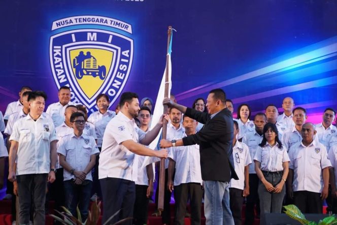 
					Bamsoet Lantik Ketua IMI NTT Masa Kepengurusan 2022-2026