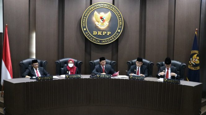
					DKPP Akan Periksa Anggota KPU RI Terkait Verifikasi Partai Politik dan Dugaan Ancaman Kepada Penyelenggara