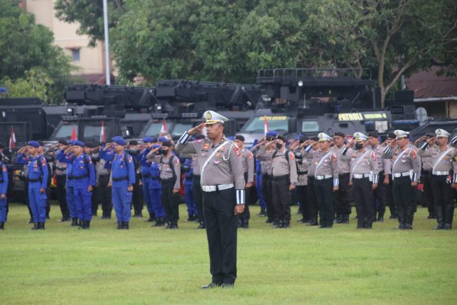 
					Polda NTB Menggelar Apel Pasukan Pengamanan Event WSBK 2023 Mandalika