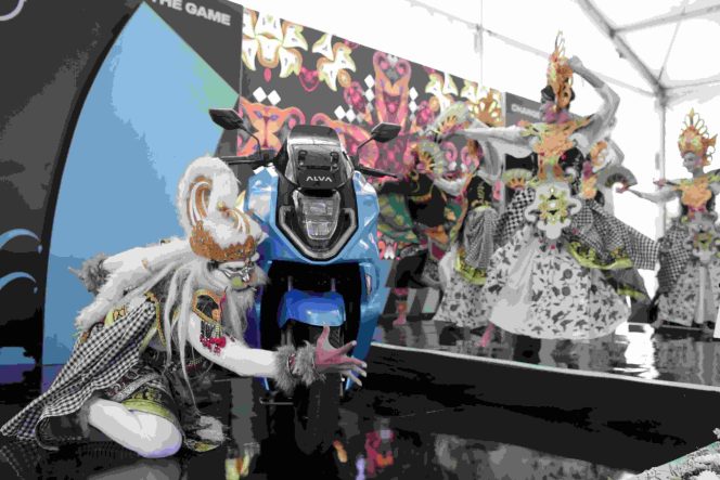 
					Fun Ride Bersama Komunitas Motor, Tandai Pembukaan Dealer Alva One DiBali