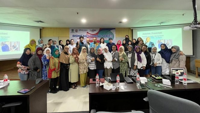 
					Jelang Hari Raya Idul Adha, Komunitas UMKM Tangguh Berkibar Tangsel Berqurban Sapi Dan Kambing