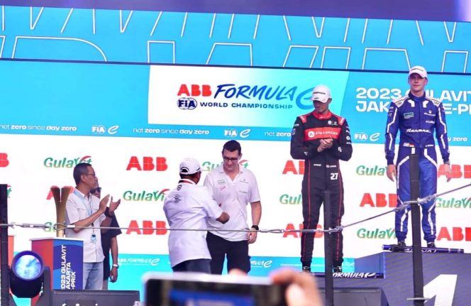 
					Ajang Balap Dunia Formula E 2023 Seri Jakarta Berlangsung Meriah