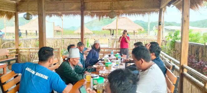 
					Tuntut Bupati Copot Dirut PDAM Giri Menang, Gabungan Aktivis Lobar dan 6 Sekawan Siap Terjunkan Ribuan Massa Aksi