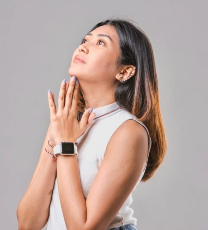 
					Nama Dalam Doa, Single Pertama Nagita Putri Ternyata Mewakili Perasaannya