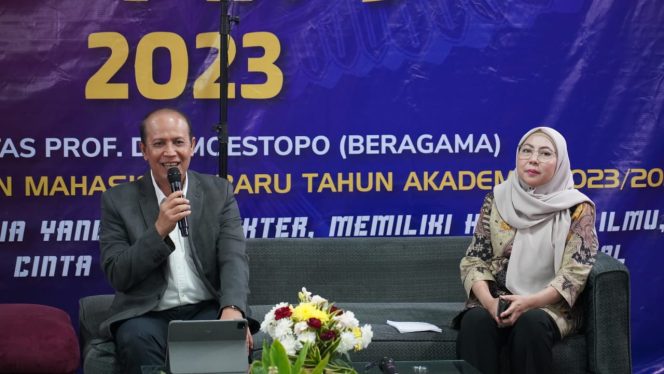 
					Kepala Badan Nasional Penanggulangan Terorisme (BNPT) ke-5, Komjen. Pol. (Purn) Dr. Boy Rafli Amar, M.H. pada PKKMB Universitas Moestopo