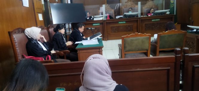 
					Soroti ‘Pledoi’ Kasus Penipuan Tas Mewah, Martin Minta MA, Bawas MA dan KY Pantau Sidang Putusan
