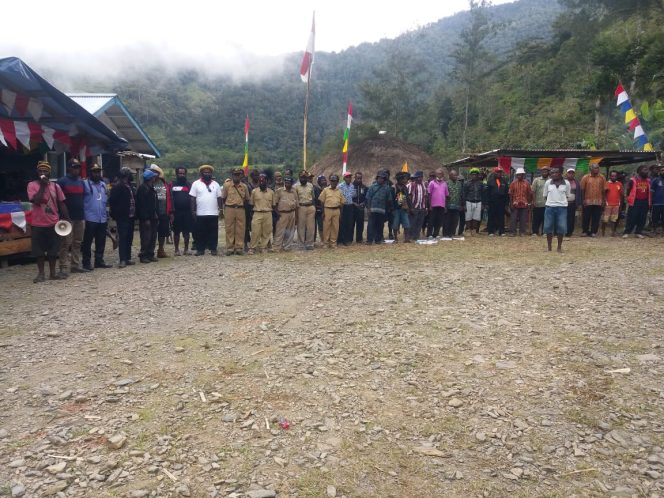 
					Masyarakat Tolikara Tolak Kepemimpinan Pj Bupati Tolikara Marthen Kagoya