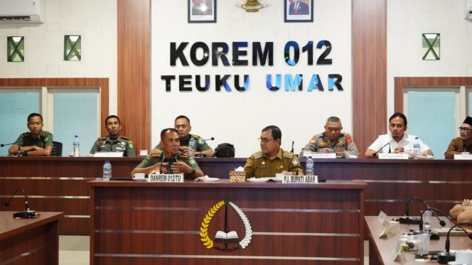 
					TNI Berkomitmen Dukung Pengendalian Inflasi Dalam Rakor Di Kemendagri