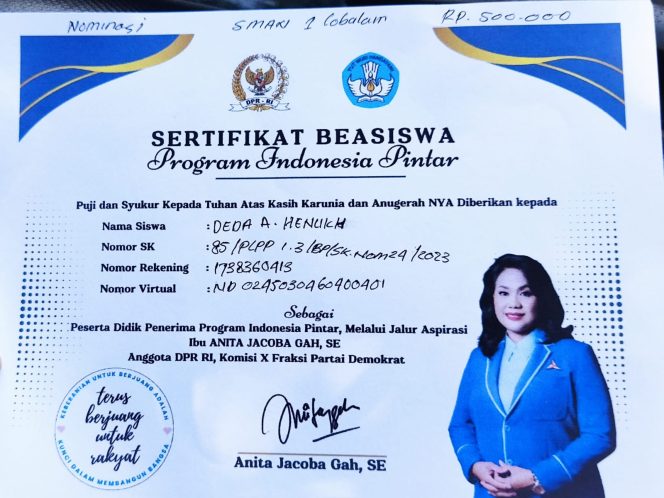 
					Sertifikat PIP yang dikeluarkan oleh Anggota DPRI Anita Jacobus Bah yang diterima siswa di kabupaten Rote Ndao ( foto : INAnews)