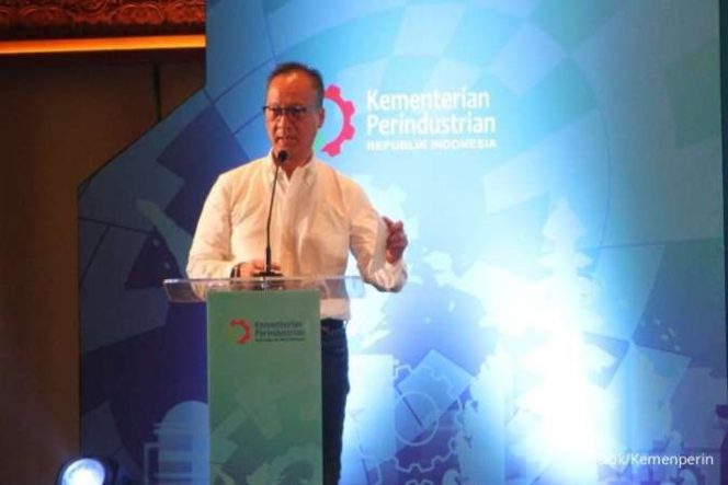 
					Jurus Menperin Dongkrak Kinerja Manufaktur di Tahun Naga Kayu