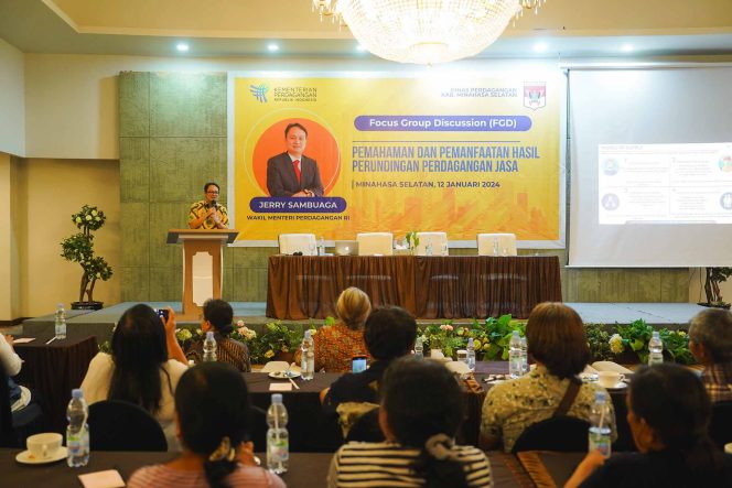 
					Wamendag pada FGD Pemahaman dan Pemanfaatan Hasil Perundingan Perdagangan Jasa di Minahasa, Sulawesi Utara