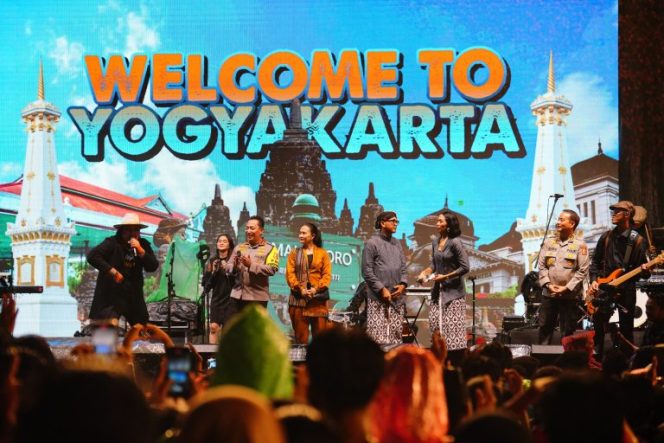 
					Di Acara Jogja Asik, Kapolri Ajak Warga Jaga Persatuan Kesatuan