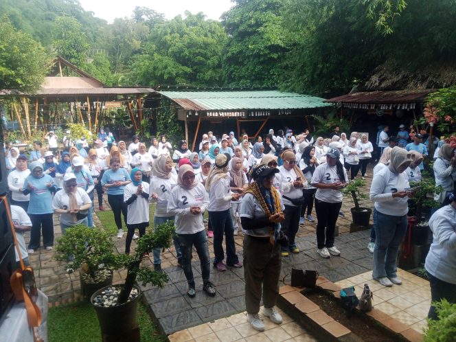 
					Kampanye Kreatif, Relawan Prabowo-Gibran Siap Berjuang Untuk Kemenangan Sekali Putaran Di Pilpres 2024