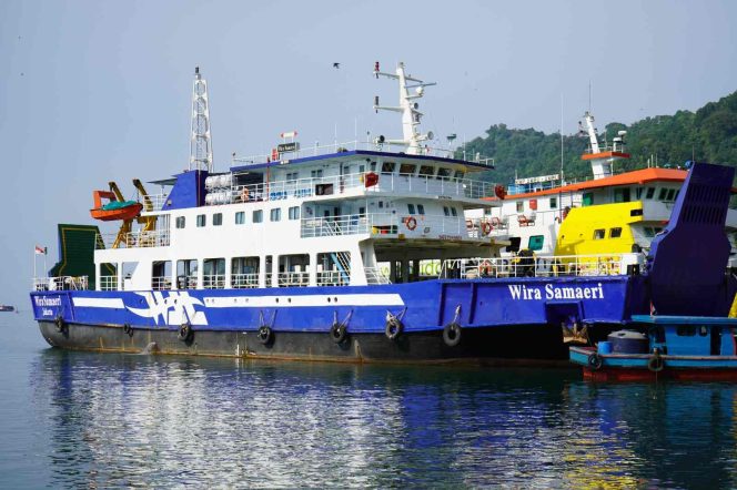 
					KMP Wira Samaeri Kini Layani Route Padang Ke Kepulauan  Mentawai
