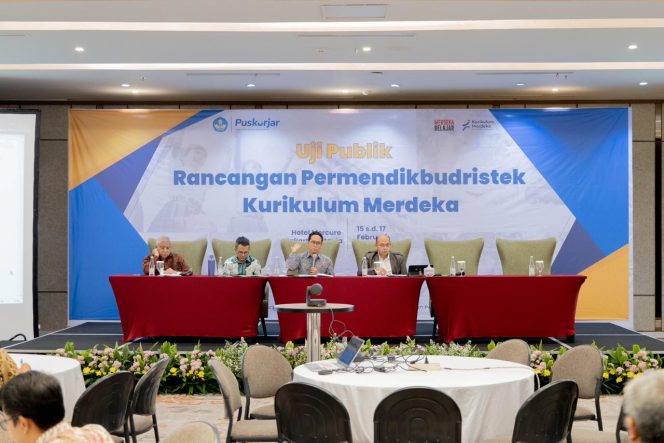 
					Uji Publik Permendikbudristek Kurikulum Merdeka Jaring Aspirasi Para Pemangku Kepentingan Pendidikan