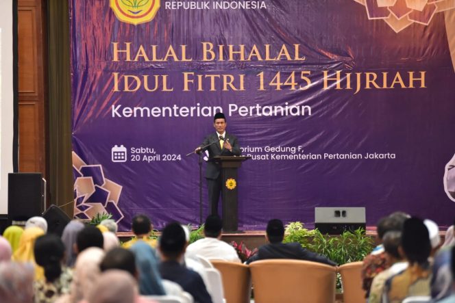 
					Halal Bihalal Kementerian Pertanian, Mentan Amran Bicara Cinta Membangun Pertanian Gemilang