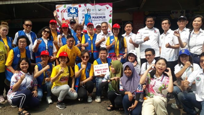 
					Lokasi kegiatan di pelataran parkir Pusat Grosir Perniagaan  di depan Prima Jaya Sandal, Jalan Perniagaan Raya, Tambora, Jakarta Barat pada Minggu pagi (28/07/2024) ( foto: INAnews)