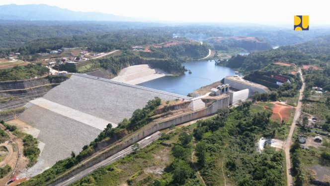 
					Foto: Bendungan Leuwikeris di Tasikmalaya, dok. Kementerian PUPR