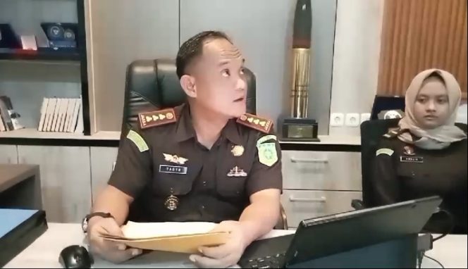 
					Sempat Mengendap Kurang Lebih 16 tahun, Hari ini Istri Wali Kota Bitung Resmi di Tahan Kejaksaan Negeri