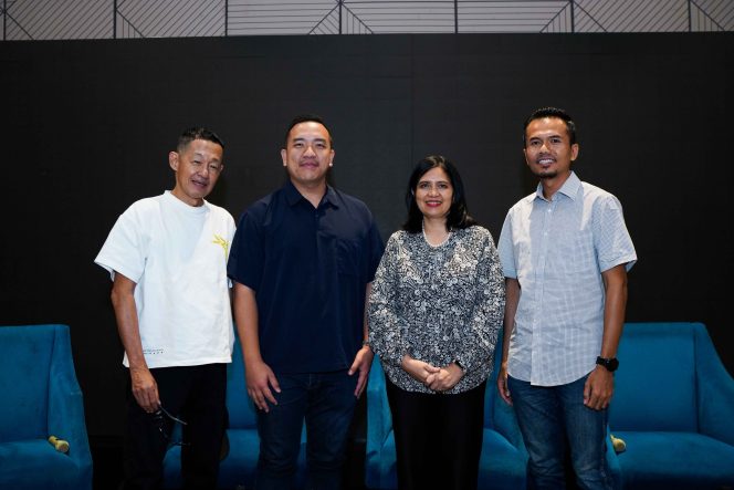
					Para pembicara di media gathering Art Jakarta 2024 di Artotel Suite Mangkuluhur, Jakarta. (Sumber foto: Art Jakarta 2024)